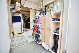 一人暮らしの部屋づくり 仮置きままの玄関収納 peddyのくまちゃん カメラを持って 収納 部屋 省スペース