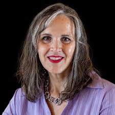 Amazon.com: An Apple for the Teacher: a Teachers' Lounge Paranormal  Romance: 9781965095010: Mullin, Deelylah: Books