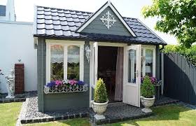 Ein Gartenhaus Muss Nicht Nur Als Abstellraum Fur Gartengerate Und Fahrrader Dienen Sie Konnen Daraus Im