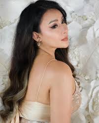 Hazel Perez's Instagram, Twitter & Facebook