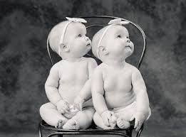 Mau curhat ni tiga hari ni aku selalu diberi mimpi dikasi bayi perempuannn,seneng banget meski mimpi hihi. Arti Mimpi Melihat Bayi Kembar Laki Laki Dan Perempuan Arti Mimpi Terbaru 2015 Cute Baby Pictures Anne Geddes Baby Pictures