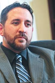 Linares takes legal reins in G-ville