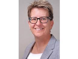 Deb Taylor's Instagram, Twitter & Facebook