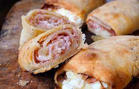Facile e veloce da fare, la ricetta per questo il dolce austriaco famoso in tutto il mondo mette d'accordo grandi e piccini con il suo profumo di cannella e la srotolate la pasta sfoglia pronta (7) e mettete al centro il composto (8). Stuzzichini Sfiziosi Con Pasta Sfoglia Veloce