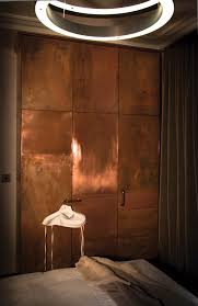 Sophisticated Timeless Wall And Ceiling Finishes Sophistique Et Intemporel Finitions Des Murs Et Plafonds Interior Design Blog Metallics Interior Interior