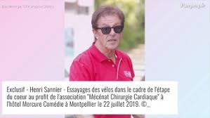 C'est un message de soutien qui a touché les téléspectateurs car il s'adressait à un journaliste connu de tous les fans de sport. Zvua Vcmlpyrfm