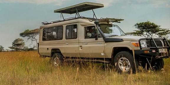 4x4 rental for Serengeti and Masai Mara safaris