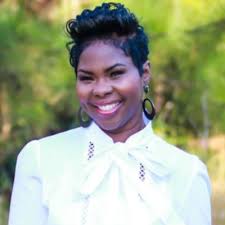 Ep. 58: Nikki R. Miller Talks About Her Book, Change Of Heart: Never Say  Never. by The Chundria Show