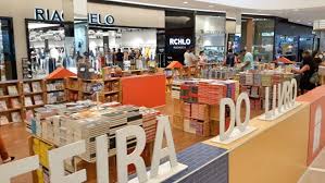 A feira do porto começa a 28 de agosto e termina no mesmo dia, 13 de. Feira Do Livro No Shopping Cerrado Tem Obras De Diversos Generos A Partir De R 5 Iconnect