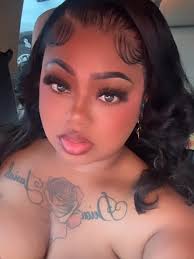 💇🏽‍♀️ Hair Refresh with Red by Kiss ✨ I used the Red by Kiss Vivid &  Shine hair dye in Jet Black, and let me just say… it was exactly what i