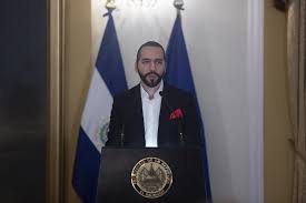 El presidente de el salvador, nayib bukele. Bukele Afirma Que Recibio Dinero De Alba Por La Venta De Tvx Elfaro Net
