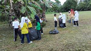 Gambar gotong royong di sekolah kartun selamat pagi dapat berjumpa lagi bersama kita yang selalu setia buat update dan share tentang foto animasi terbaru. Gambar Gotong Royong Di Sekolah