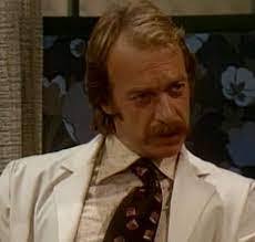 Three years ago, a sad farewell to a great media power broker... Howard  Lapides was a producer and talent manager who repped and worked with such  clients as Dr. Drew Pinsky, Jimmy