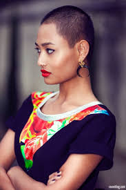 Coupe courte de coupes de cheveux courtes pour les. Coupe De Cheveux Courte Pour Femme Automne Hiver 2017