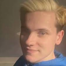 Unknown user (@unknownpopular0)