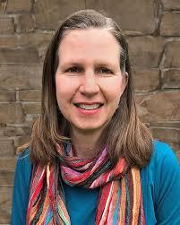 Amy Coats's Instagram, Twitter & Facebook