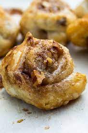 Cinnamon Puff Pastry Rolls Two Kooks In The Kitchen Recipe Sweet Puff Pastry Recipes Puff Pastry Recipes Easter Food Appetizers