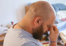 Oct 01, 2020 · the swelling from meningitis typically triggers signs and symptoms such as headache, fever and a stiff neck. Meningitis Rash Pictures Symptoms And Similar Rashes