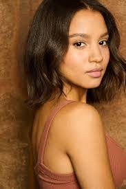 Corinne Beatty's Instagram, Twitter & Facebook