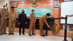 Kalau area sekolah sultan mahmud dari mydin baru hingga spg tiga airport tu kampung wakaf tembesu. Https Kaltim Tribunnews Com 2021 05 13 Warga Berau Dinilai Patuh Protokol Covid 19 Kapolres Berau Ikut Jaga Posko Penyekatan Halau Pemudik Https Cdn 2 Tstatic Net Kaltim Foto Bank Images Kapolres Berau Jaga Di Posko Penyekatan Jpg Warga Berau