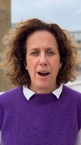 Paulette Frank, Chief Sustainability Officer at Johnson & Johnson speaks to  Dr Cheryl Holder, Associate Dean of Diversity, Equity, Inclusivity &  Community Initiatives at FIU/Herbert Wertheim College of Medicine, in  Johnson &