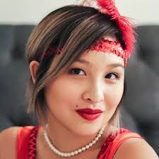 Elena Gray's Instagram, Twitter & Facebook