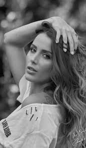 Sadie Gray Settembre 2018