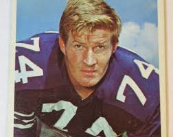 1966 Philadelphia Bob Lilly Card No. 60 (#E55b)