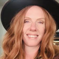 Amy Geis's Instagram, Twitter & Facebook