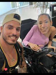 Ashee Sierra Official