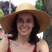 PDF) Revisiting the Tragedy of the Commons: Ecological Dilemmas of Whale  Watching in the Azores