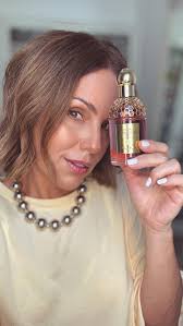 Resenha Flora Bloom Forte da família Aqua Allegoria de Guerlain ✨ #resenha  #florabloom #guerlain #aquaallegoriaguerlain #aquaallegoriaforte #perfume  #perfumes #perfumaria #perfumery ...