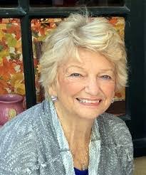 Gloria Pease's Instagram, Twitter & Facebook