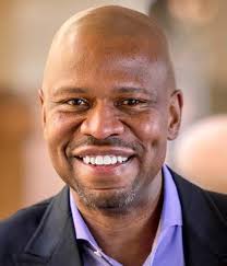 REIMAGINE LEADERSHIP INSPIRE TEAMWORK