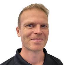 Dennis Simonsen's Instagram, Twitter & Facebook