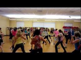 Class Clip Of Zumba At The Glens Falls Y On Thursdays At 4pm With Lisa C Zumba Is A Latin Inspired Dance Fitness Party That Gutes Training Zumba Tanztraining