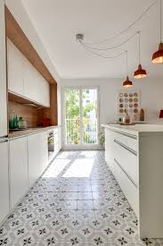 Check spelling or type a new query. Cuisine Contemporaine Epuree Blanc Bois Avec Carreaux De Ciment Modern Kuche Paris Von Cuisinella Paris 11 Republique Houzz