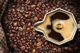 Impara a preparare un caffè con la caffettiera a stantuffo che a volte si rivela molto più semplice rispetto alle macchine automatiche oggi tanto diffuse. Come Si Fa Il Caffe Con La Moka