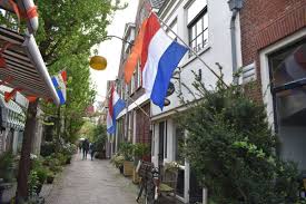 Voor koningsdag wordt natuurlijk koningsnacht gevierd. Koningsdag 2021 Zo Gaat Dat In Haarlem Indebuurt Haarlem