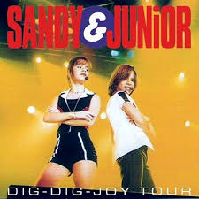 Sandy e junior is a brazilian pop music duo formed by siblings sandy leah lima (born january 28, 1983) and durval de lima junior (or simply junior lima) (born april 11. Inesquecivel Sandy Junior Letras Com