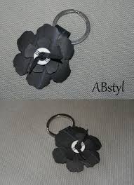 Porte Clef Fleuri En Chambre A Air Recyclee Porte Cles Par Abstyl Porte Cle Porte Clef Chambre A Air