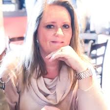 Where my picky eaters at??? I've come a long way since I got married, my  husband has helped me expand my horizons. Food for me is a major sensory  issue. I made