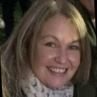 Lisa Heaps's Instagram, Twitter & Facebook