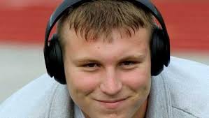 La Salle offensive lineman fights through extremely rare disease