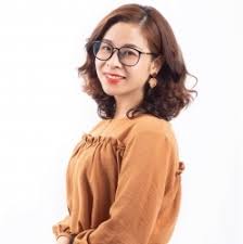 Không những làm việc tại đài truyền hình việt nam, thư vũ từng đóng vai quần chúng trong bộ phim về nhà đi con. Giáº£ng Vien Nguyá»…n Thá»‹ Anh ThÆ°
