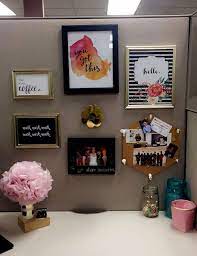 See more ideas about office desk, desk, conference table. 23 Ingenious Cubicle Decor Ideas To Transform Your Workspace Homesthetics Inspiring Ideas For Your Home Cubicle Decor Office Work Desk Decor Work Office Decor