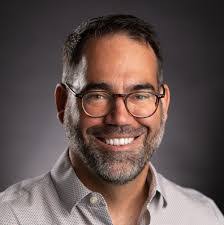 Laura Kofler's Instagram, Twitter & Facebook