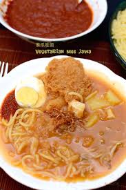 Semoga berhasil nih ;), tapi cara membuat : This Is One Of The Best Mee Jawa Recipe I Have Tried Best Served With Home Made Belacan Chili Sauce Vegetarian Recipes Vegetarian Cooking Malaysian Cuisine