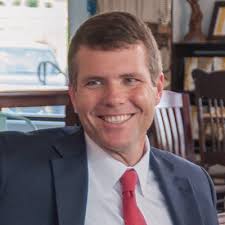 It could be either casual or dressy, however you make it. Podcast University Of Alabama Game Day With Tuscaloosa Mayor Walt Maddox Elgl