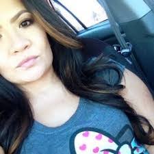 Elisa Nicole's Instagram, Twitter & Facebook